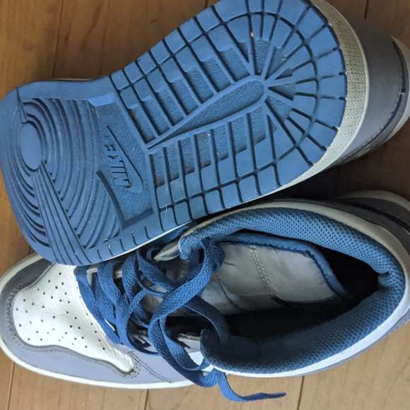 Men's running shoes - Picture 2 of 3